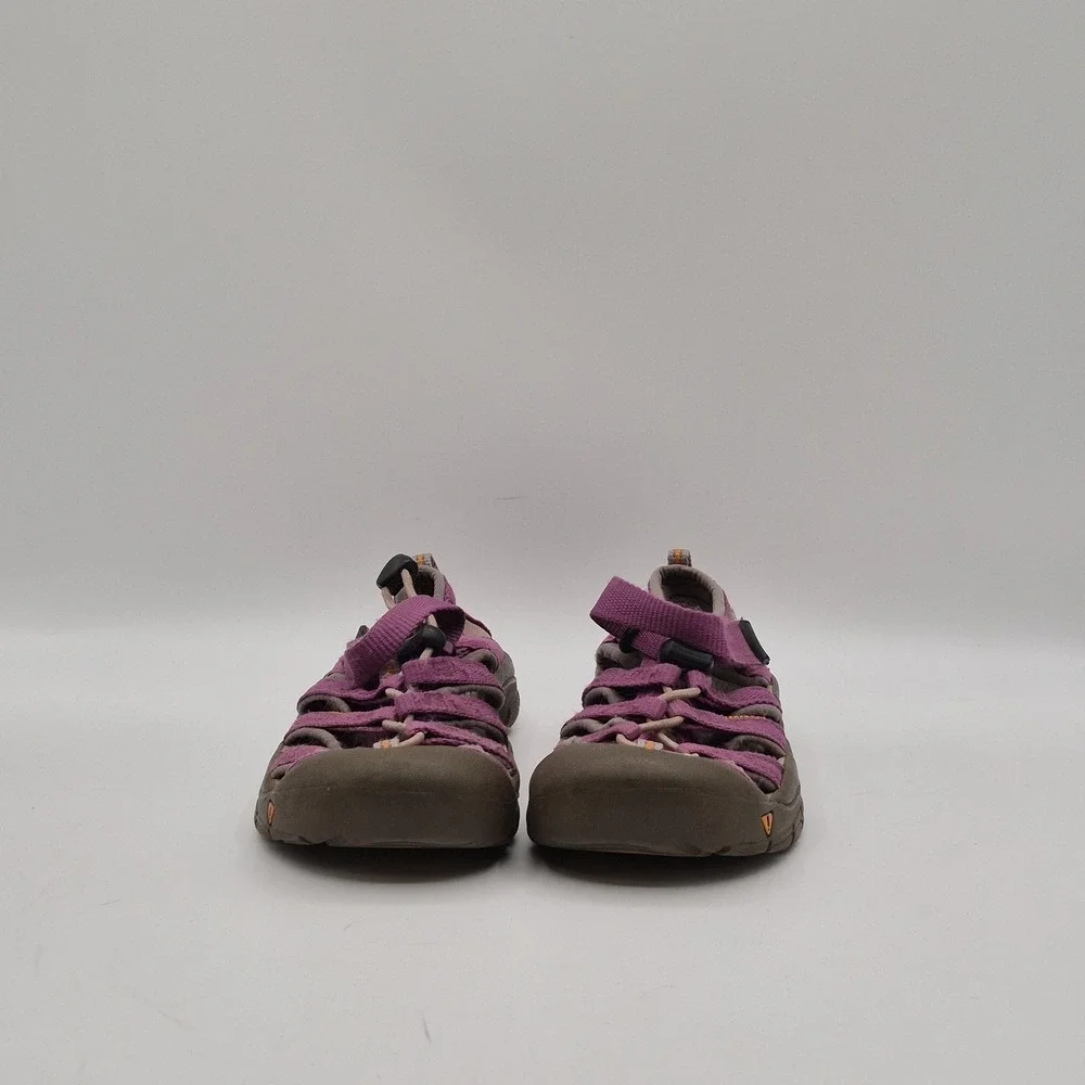 KEEN Newport H2 Waterproof Sandals Shoes Youth Girls Size 12 Magenta Pink Hiking